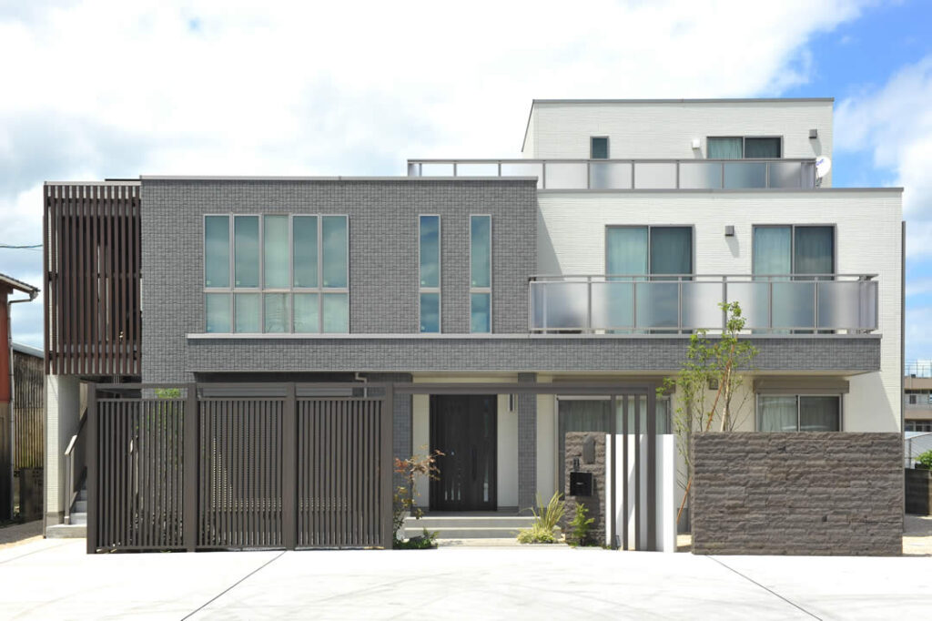 エクステリアを活かした爽快な空間へ